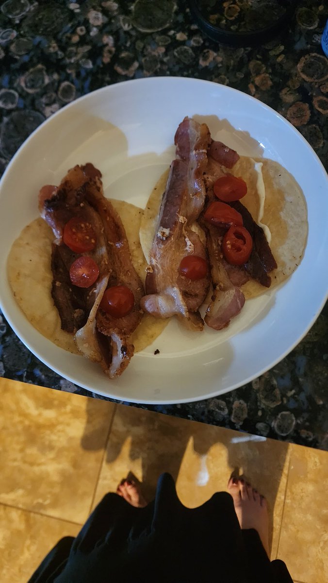 gamecockgirl71's tweet photo. Mexican street tacos #lowcarbstyle https://t.co/YtHLtUnEej