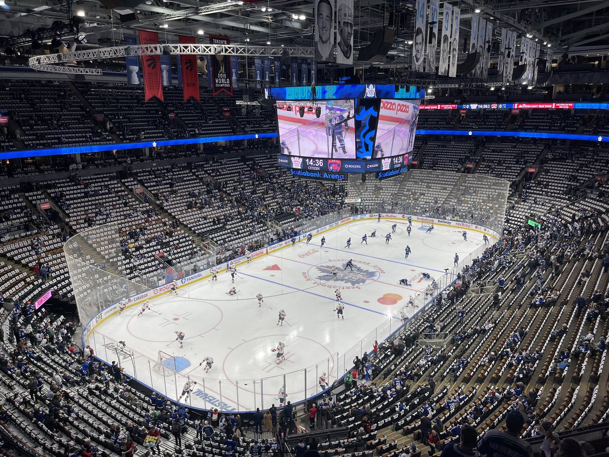varcoesports's tweet photo. The buzz around Toronto is electrifying. Game one, round two between the Maple Leafs and Florida Panthers gets underway at 7:00pm ET. #Leafs #Leafsforever #FLAvsTOR https://t.co/FCPSQ4cjLl