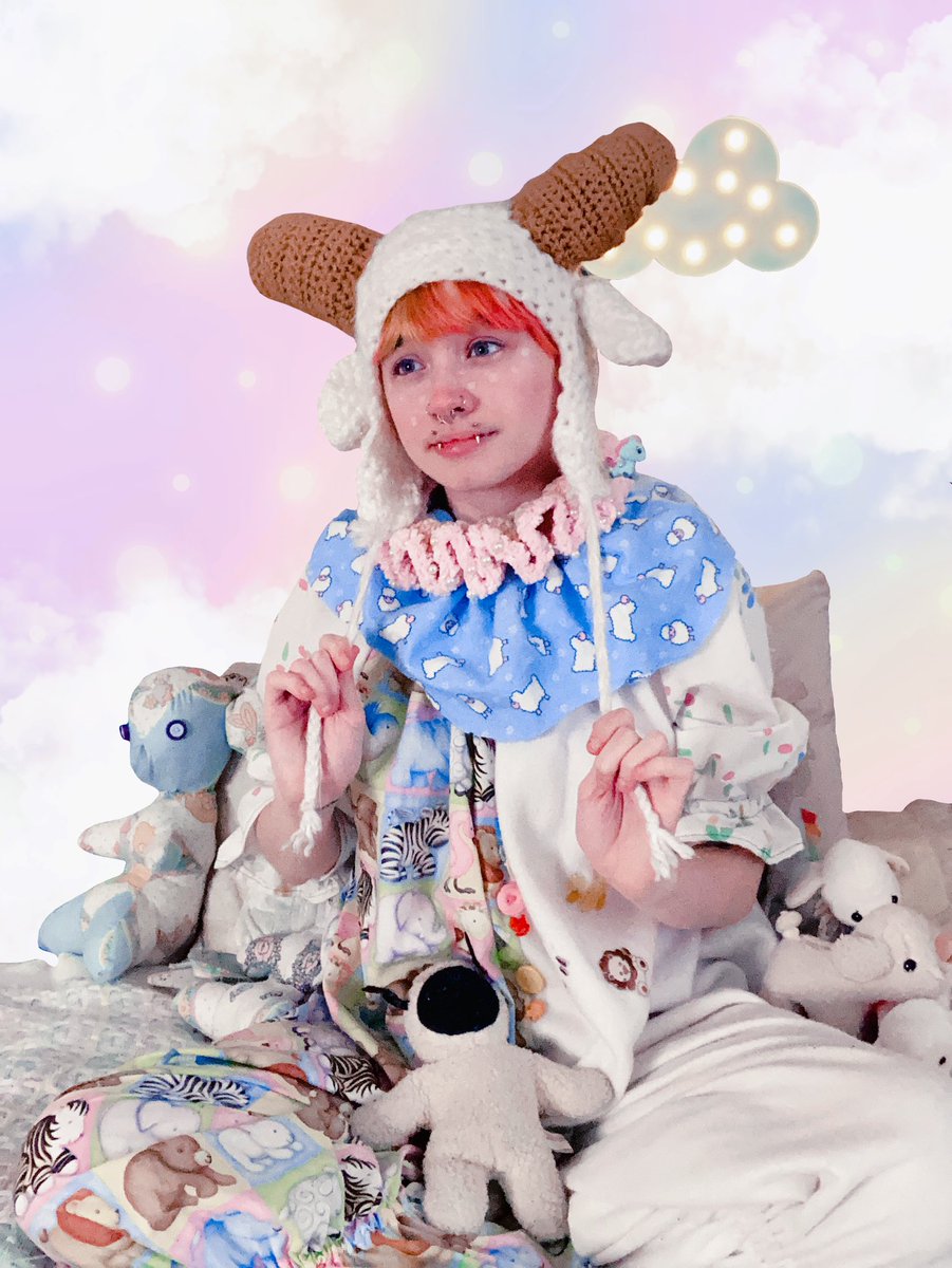ratboybloo's tweet photo. twitter confuses me, have my face https://t.co/n5UMQe0nKI