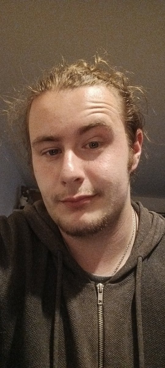 James-Raffael Schöneseiffen (@jamesraffaelsch) on Twitter photo 