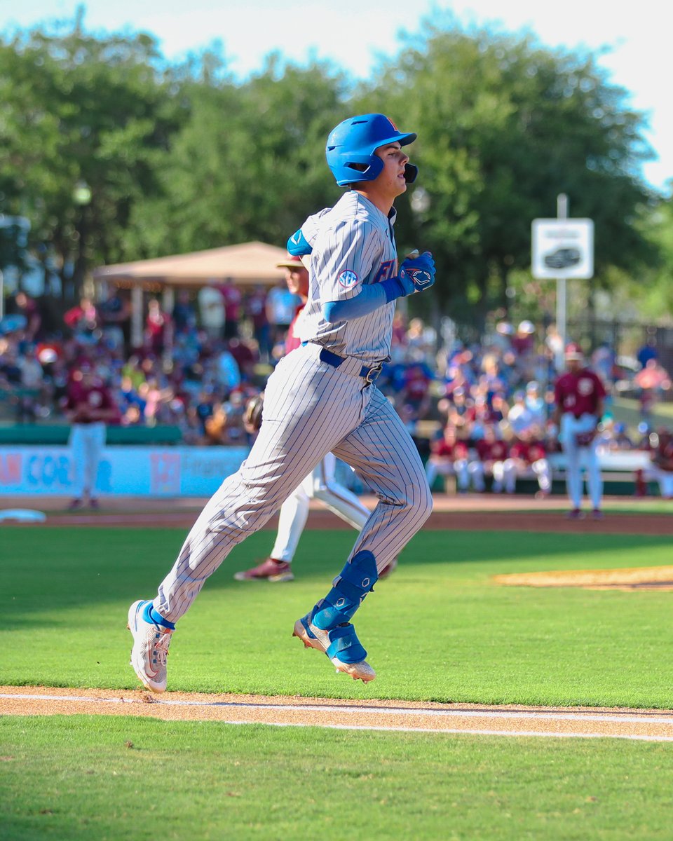 GatorsBB's tweet photo. Fic polishes off B2 with a K 🔥

𝗗𝘂𝗲 𝘂𝗽: Rivera, Heyman, Shelnut

UF 4, FSU 5 // E2

#GoGators https://t.co/XEHLqT2W0Z