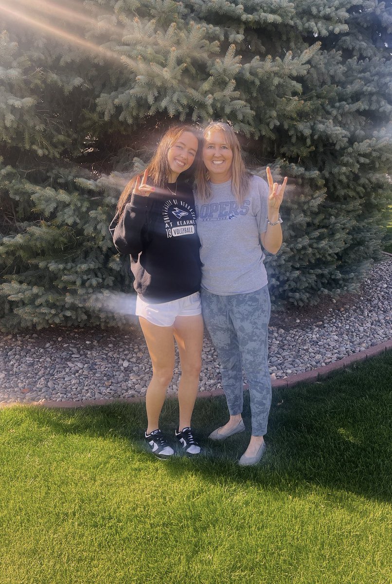 haedyn_hoos8's tweet photo. I am SO excited to announce my verbal commitment to play volleyball at UNK! I can’t thank my coaches, family, and friends enough for all the support they have given me, and most importantly for God giving me this opportunity to play at the next level. I can’t wait to be a loper! https://t.co/1PUxjPjiee