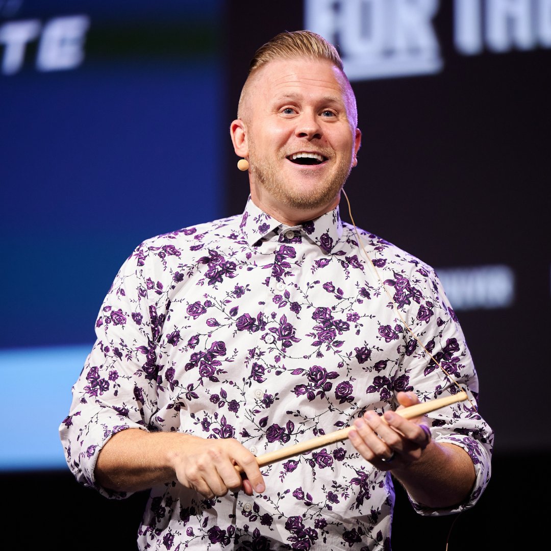 cmikaren's tweet photo. How do you help your sales team feel more confident, deliver powerful customer experiences, and navigate uncertain times? With an innovative shift in mindset and proven processes for creating customer connectivity, trust, and loyalty.

https://t.co/IoGr0tv8Y5

#cmispeakers https://t.co/BrVyxqMXKw
