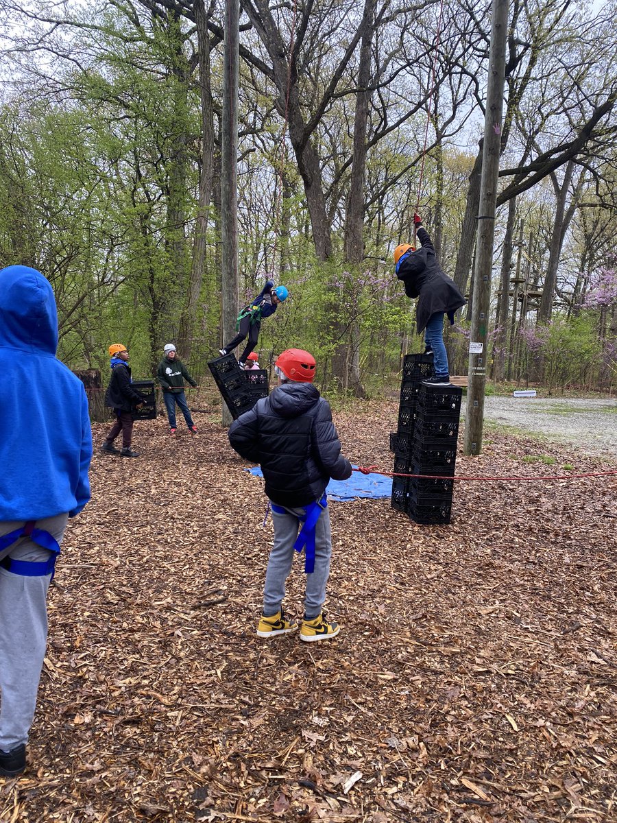 AlyssaZajack's tweet photo. Our 6th Grade AVID students had a great day on their field trip yesterday! Even though it rained all day we made the best of it! #teambuilding #rockwall  @AVIDMWStates @AVID4College https://t.co/pO9YBczkv8