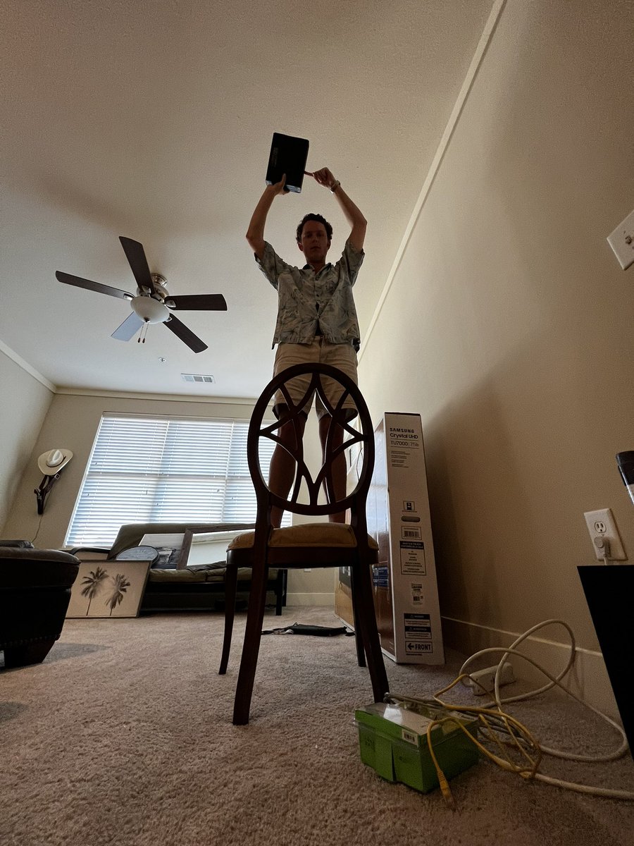 TheHenryHobbs's tweet image. .@ATT I’ve had it up to HERE with your terrible routers. I’m going to run a line across the street and get 300 mbps internet from @GetSpectrum and pay less! #AngryCustomer #TryHarder