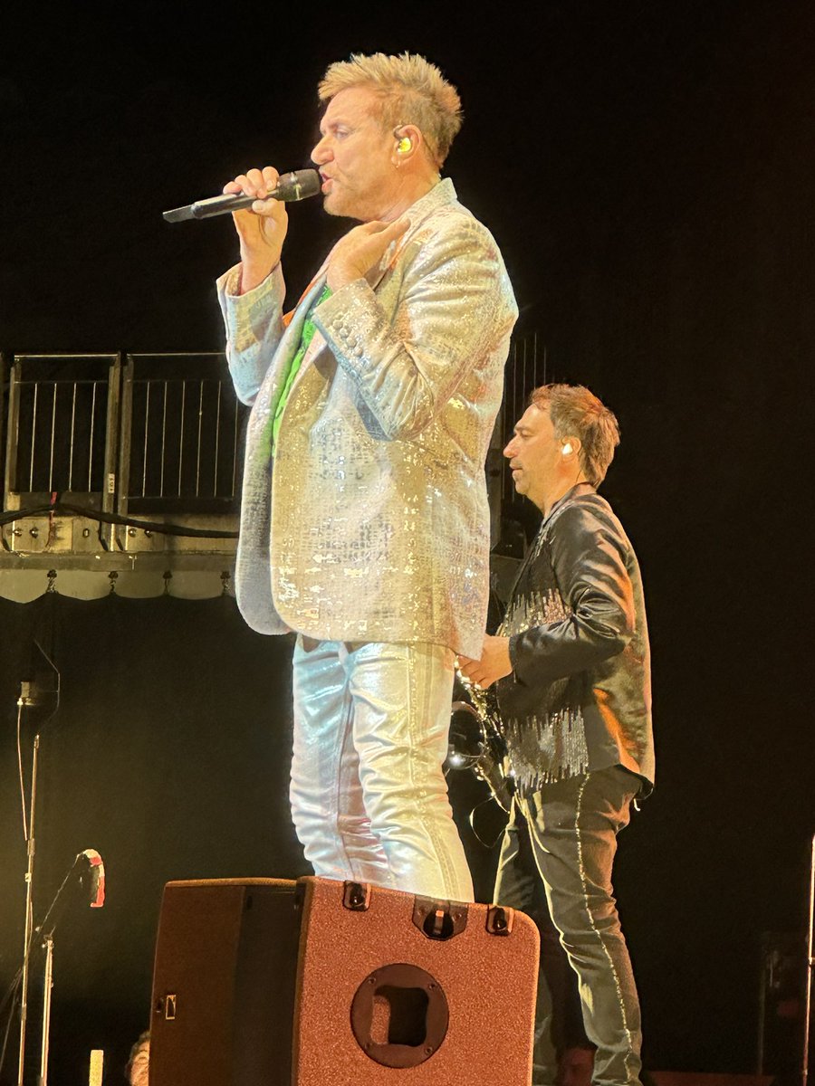 duranduran's tweet photo. Duran Duran , @TheO2 , May 2,  2023 #duranlive https://t.co/gEr17lQxJn