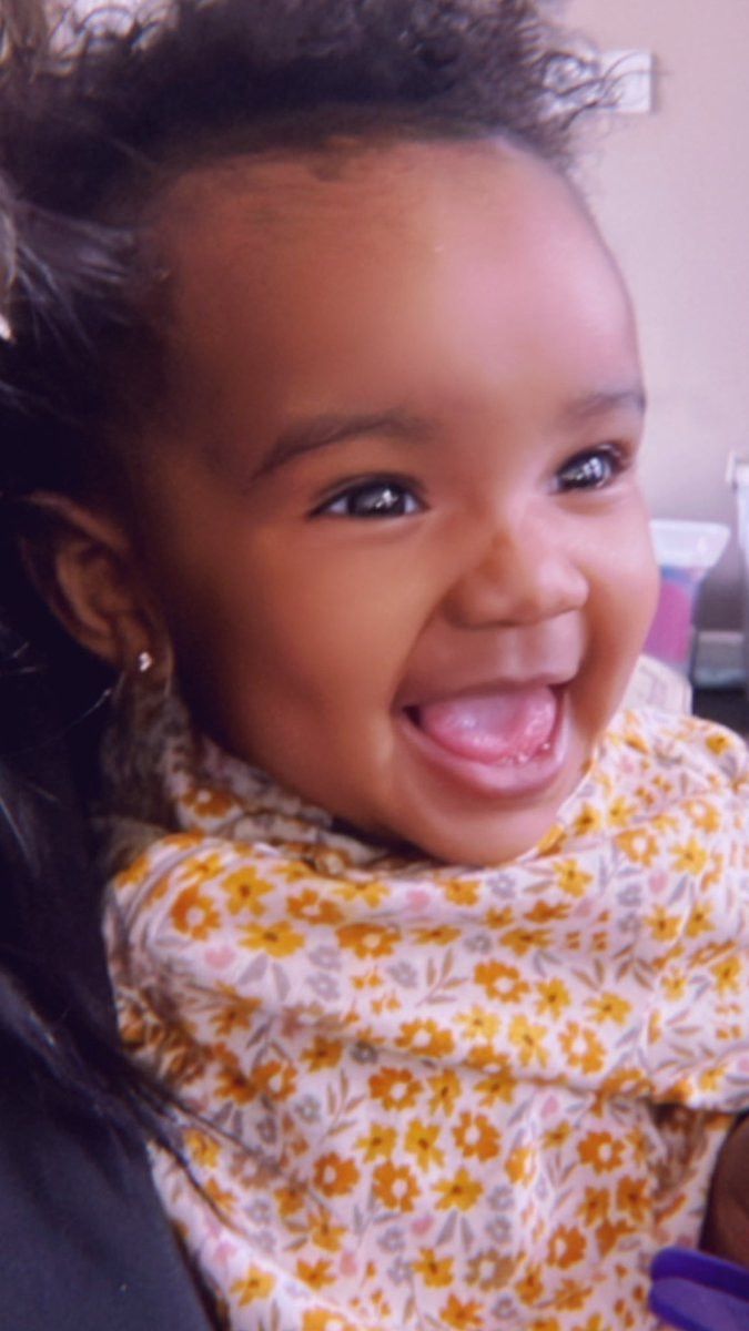 TIA_EWING's tweet photo. I always smile and speak positivity to and around my baby girl and I demand the same from others. It shows! #smilepretty #prettymomma https://t.co/qluP1WfVDe