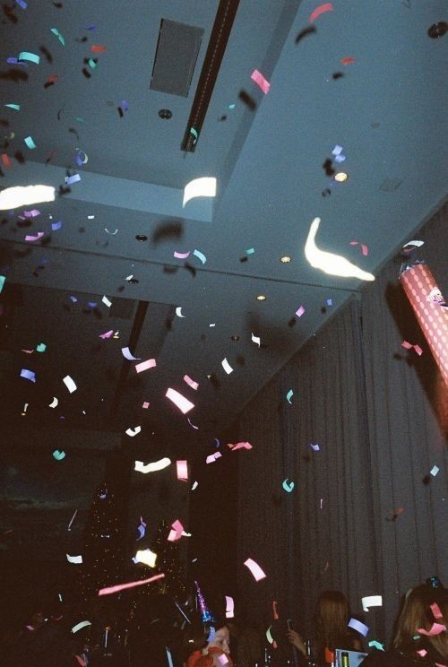 adoreternally's tweet photo. all of me changed like midnight⁎⁺˳✧༚ au haobin
donde hao ha tenido un crush muy fuerte en hanbin durante toda la preparatoria pero que no pudo decir por su inseguridad a ser rechazado 
o donde hao un día enloquece e invita a hanbin como su date del prom... https://t.co/kxaxsscccZ