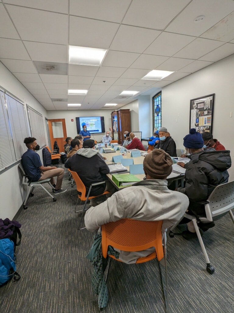CAAB_GreaterDC's tweet image. CAAB continues to raise Earned Income Tax Credit awareness in DC. Thank you @CCADW for hosting us today and letting us present to DC residents facing #housinginsecurity. #DCEITC cc: @DCDISB