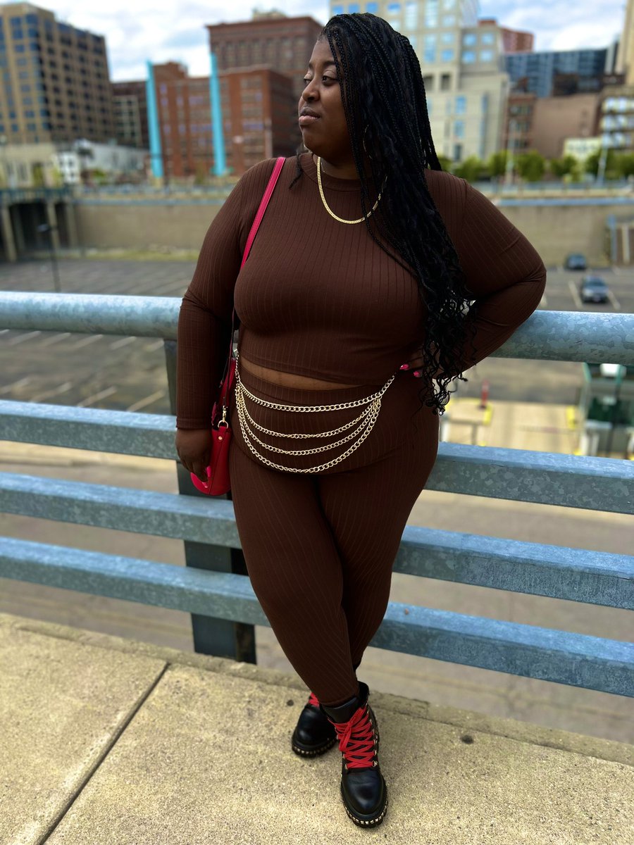 LeneeLove_22's tweet photo. My bday was everything! 4/24❤️🎉♉️ https://t.co/B4YDkVygM0