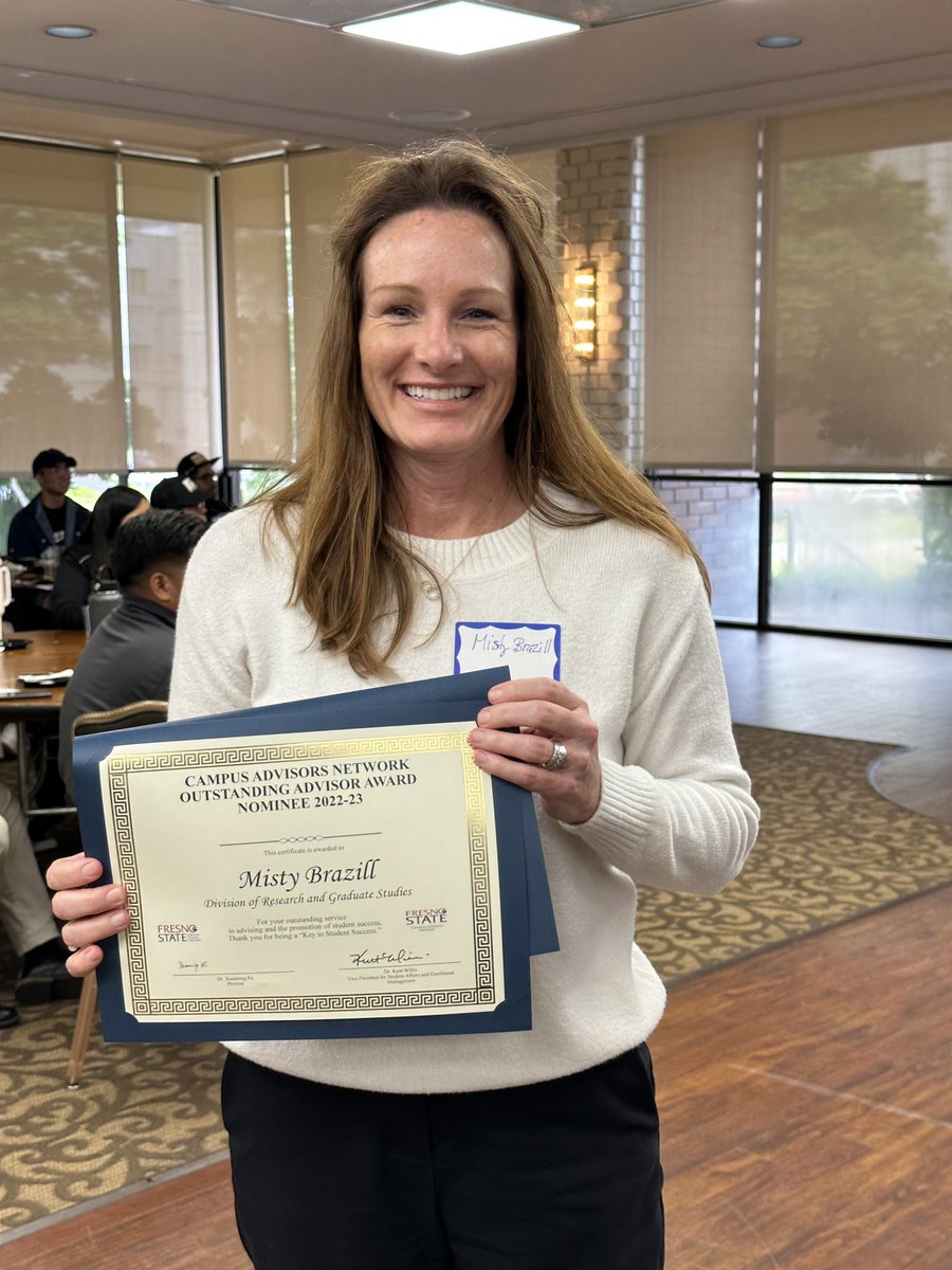 Congrats to our division superstar, Misty Brazill, for being awarded a 2023 Outstanding Advisor Award @fresno_state