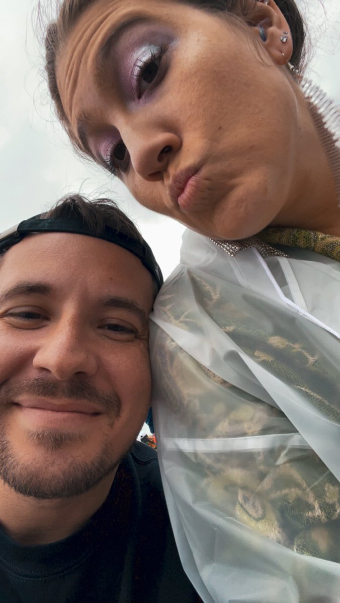 gv__19's tweet image. this past weekend at #projectglow with my fav 🫶🏼 @brittbrittxoxo6