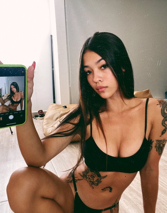 https://t.co/w00M9Z14U6<a href="/tag/onlyfans"class="tags"><span>#onlyfans</span></a><a href="/tag/onlyfansgirl"class="tags"><span>#onlyfansgirl</span></a>