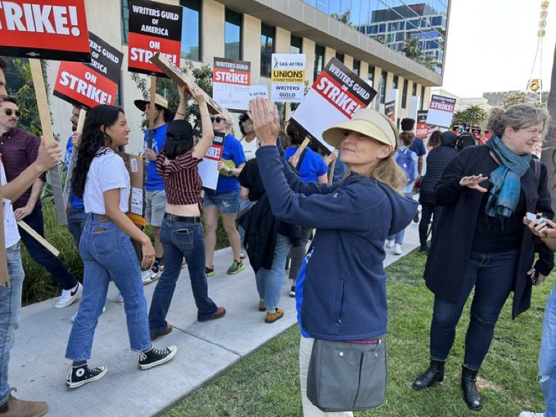 Dripped Out Trade Unionists on Twitter "Writers Guild of America West