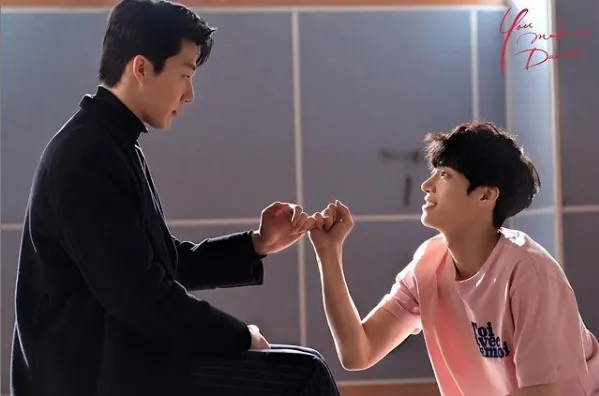 21Maggie88's tweet image. Me mire #youmakemedance una historia super corta pero muy linda y tengo que decir que me sorprendieron con las escenas porque como mucho esperaba solo un beso. 😳
Por otro lado, empece #perfectandcasual un c-drama porque hace unos días que me pinto mirar algo de los chinitos. 🥰