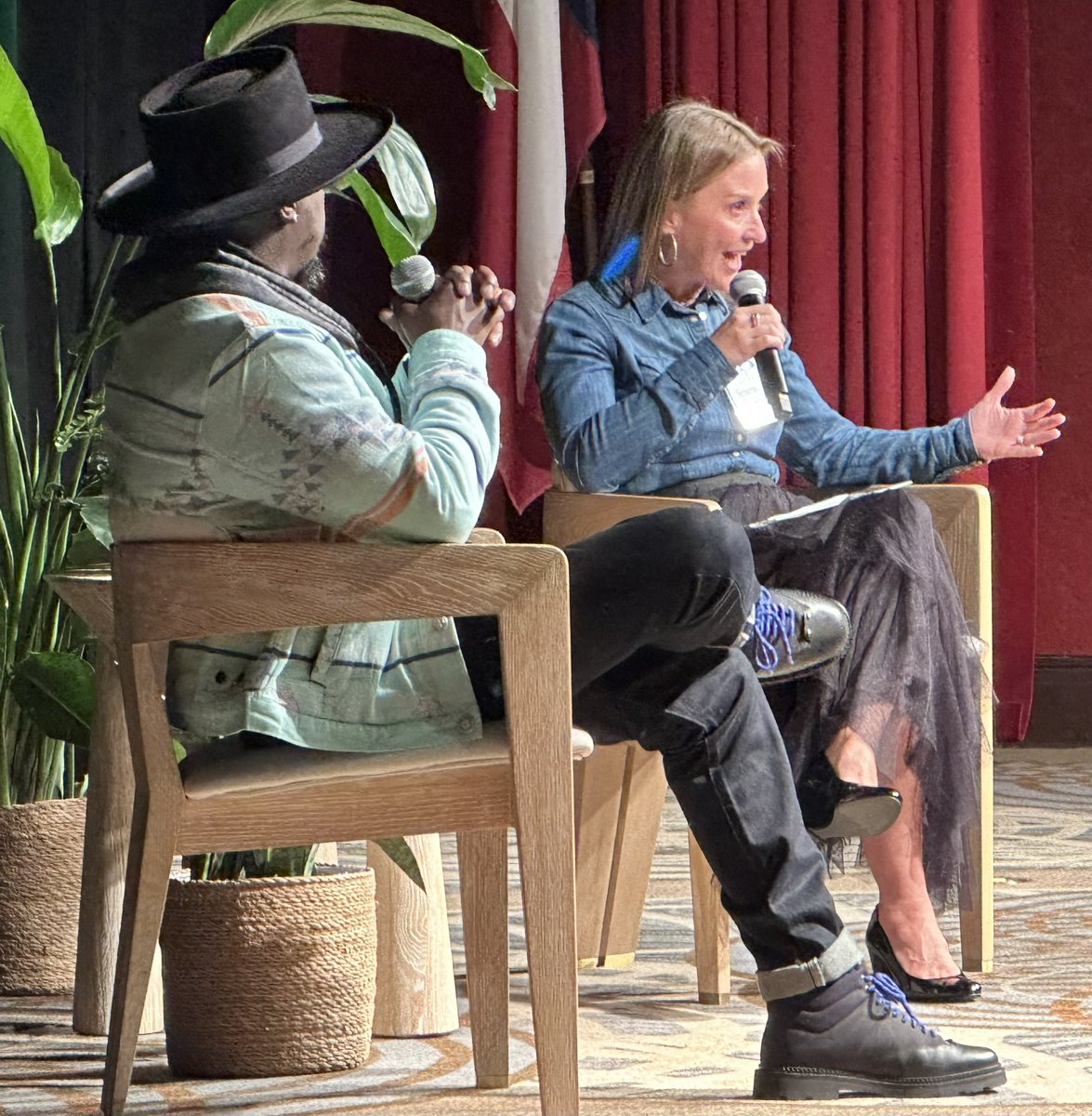 GuilfordCounty's tweet photo. Thrilled to be present for this insightful conversation on the arts between Grammy-winning musician @HamiltonAnthony and vice president and general manager of @Wrangler Jenni Broyles. 

Thank you to @TheACGG for making this conversation possible! https://t.co/Rlr0M9iMX1