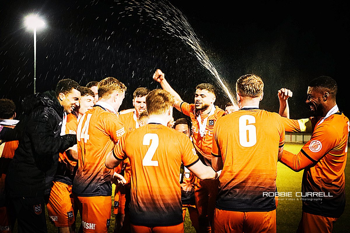 What a night! Well done to <a href="/TheHighwayMen_/">Newark and Sherwood United Football Club</a> on winning the silverware tonight at <a href="/eastwoodcfc/">eastwood cfc fa league</a> against <a href="/CTFC1904/">Carlton Town FC</a> The <a href="/NottsFA/">Nottinghamshire FA ⚽️</a> Senior Cup is a lovely trophy and a tight 3-2 game was an entertaining one for the crowd. <a href="/NonLeagueCrowd/">Non League Crowds</a> It was a credit to you lads, well done. #Newark