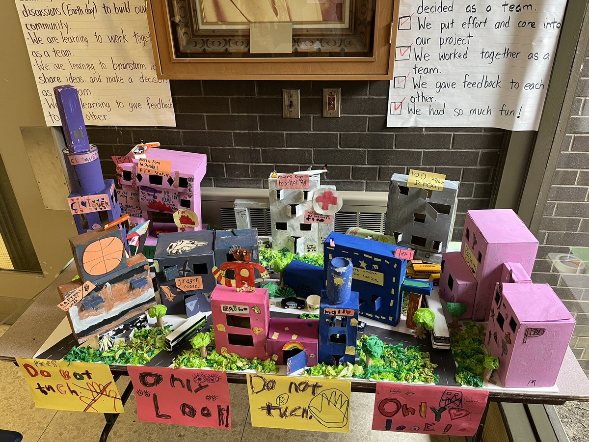 MissMKim0210's tweet photo. My grade 1 students successfully completed an inquiry-based, cross-curricular project! 👏 We cooperated, worked hard and discussed all the learnings that happened during this process. Most importantly, we had so much fun! #math #socialstudies #science #earthday #community https://t.co/z4Qu5TW2Ed