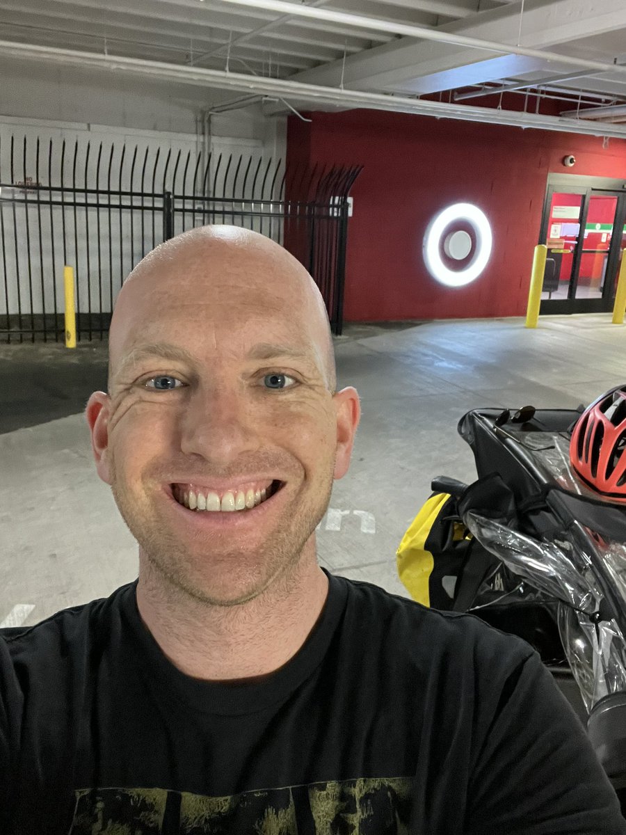 pfrazier's tweet image. Kudos to @Target for having bicycle as a vehicle option for “drive-up”. 

456 diapers and 1472 wipes, no problem for the @UrbanArrowcom!

One less car trip! #DriveLess

Fun as always. The 42nd stretch to get into the parking is indeed difficult, and iirc it is being worked on?