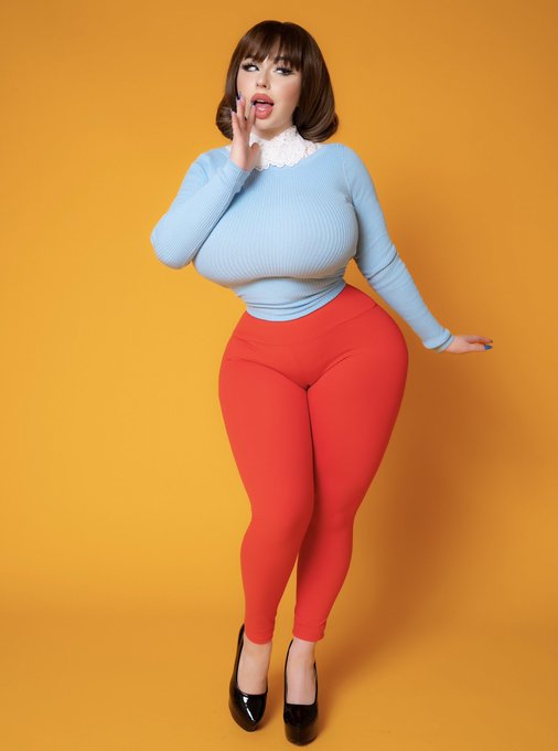 CARTMAN&rsquo;S MOM IS STILL A DIRTY ❤️S L U T ❤️ https://t.co/f9yKBDS1rI