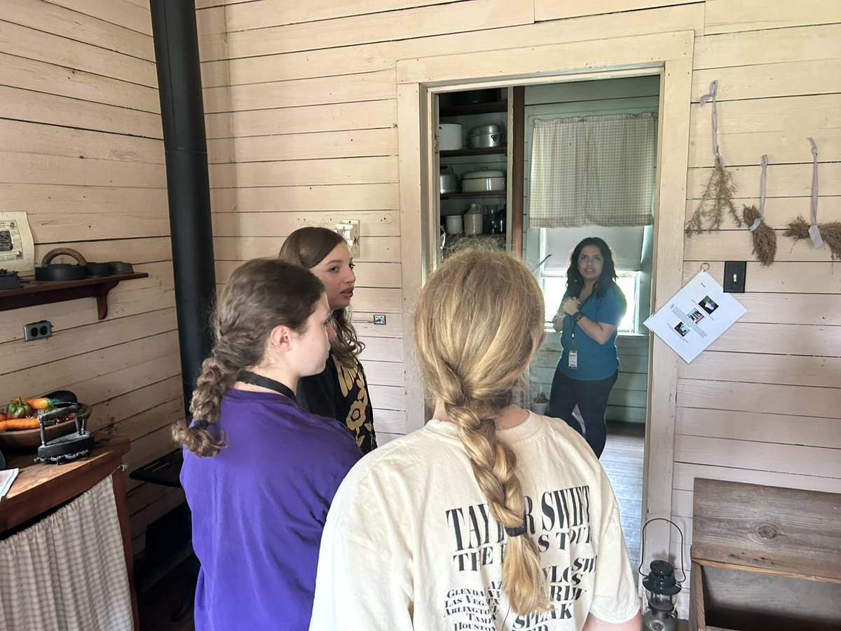 Quick trip today to Wunderlich Farms to research historical artifacts for our projects! I didn’t grow up in Klein so this was super cool for me to see history right next to our school! @DoerreKISD @KleinISD @KleinSocStudies