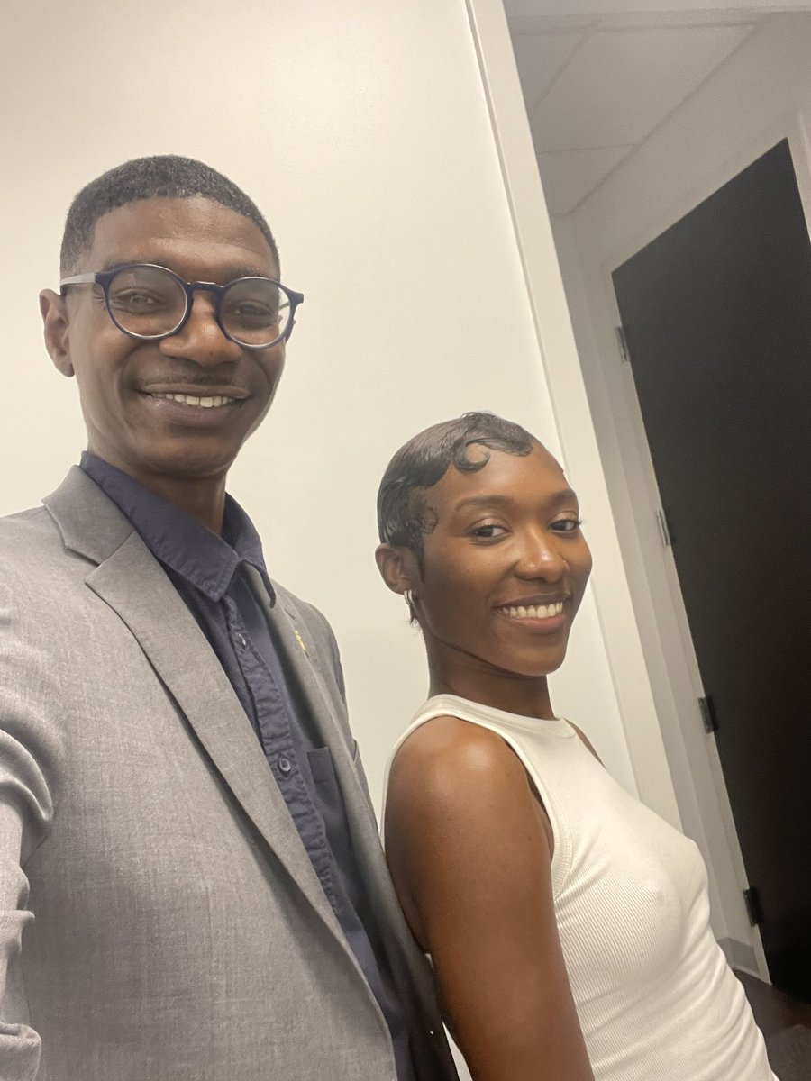 ChangingBlack's tweet photo. I’m Working With The Councilman Of Jonesboro In Clayton County to Help, Improve &amp; Develop The Youth! Through Creative Direction, Education; etc! :) Super Happy &amp; Proud Of The Achievements Ive Made @ 21 So Far https://t.co/bra9TOr2qP