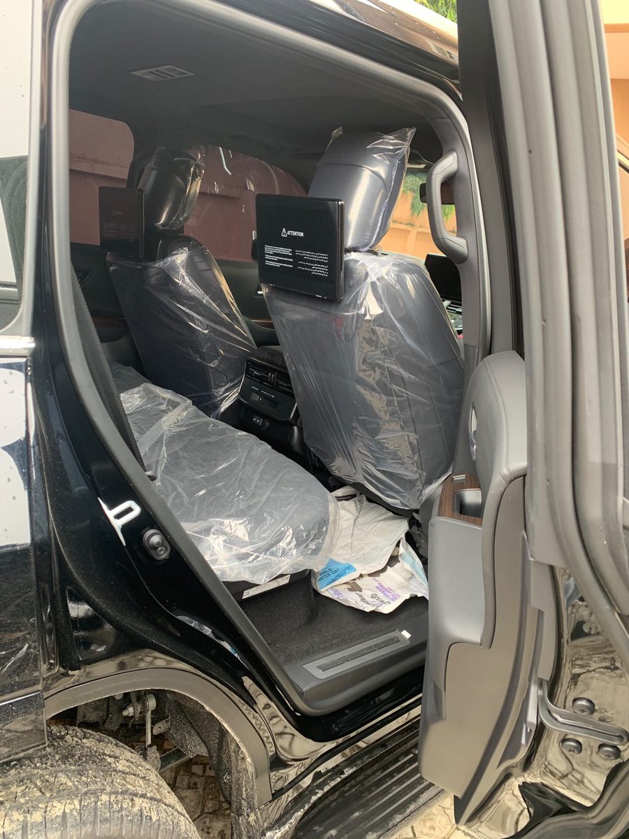 Auto_poacher's tweet photo. 2023 Toyota LandCruiser 70th anniversary Available
Brand new
98m 
Refer and earn! 
Lagos 
Fastest fingers https://t.co/8qQFoG5ame