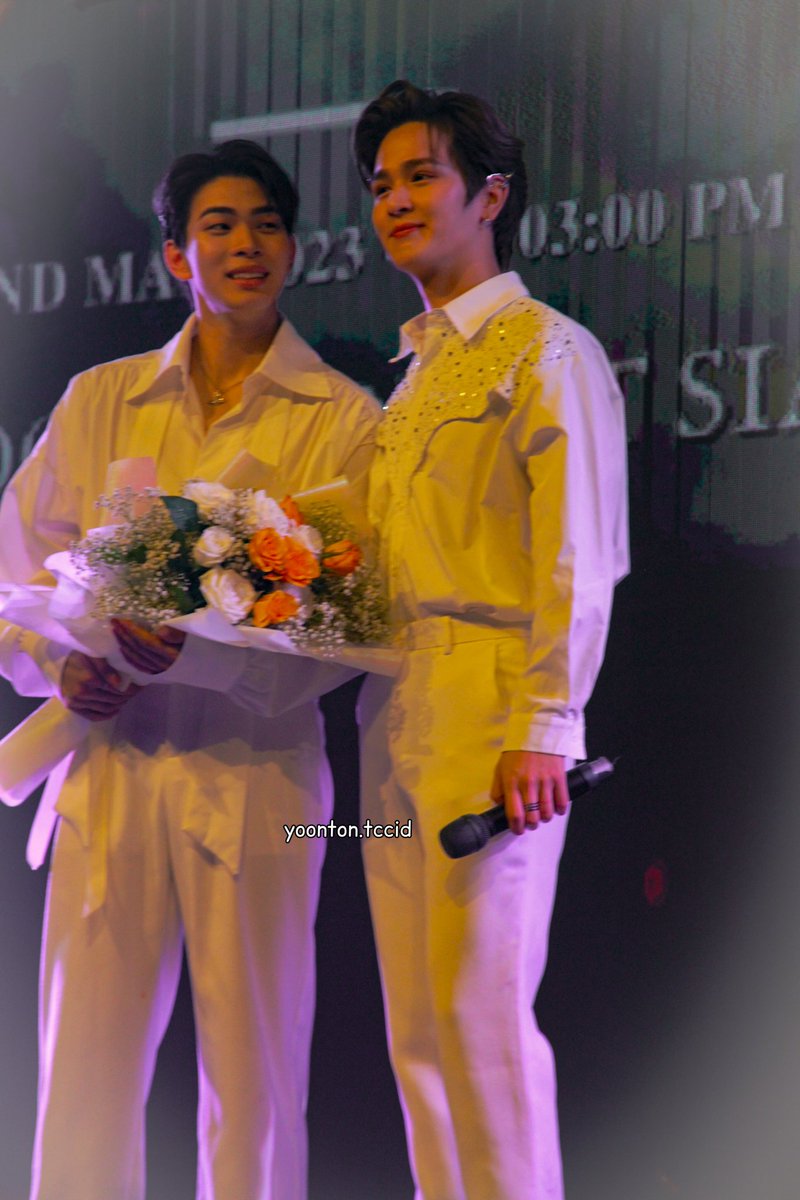 คุณมักจะเห็นของคุณ🌻
#yoonpsn #mytonsrn
#แก้มกลมของต้น #แก้มกลมของยุ่น
#YOON1stFanmeeting
