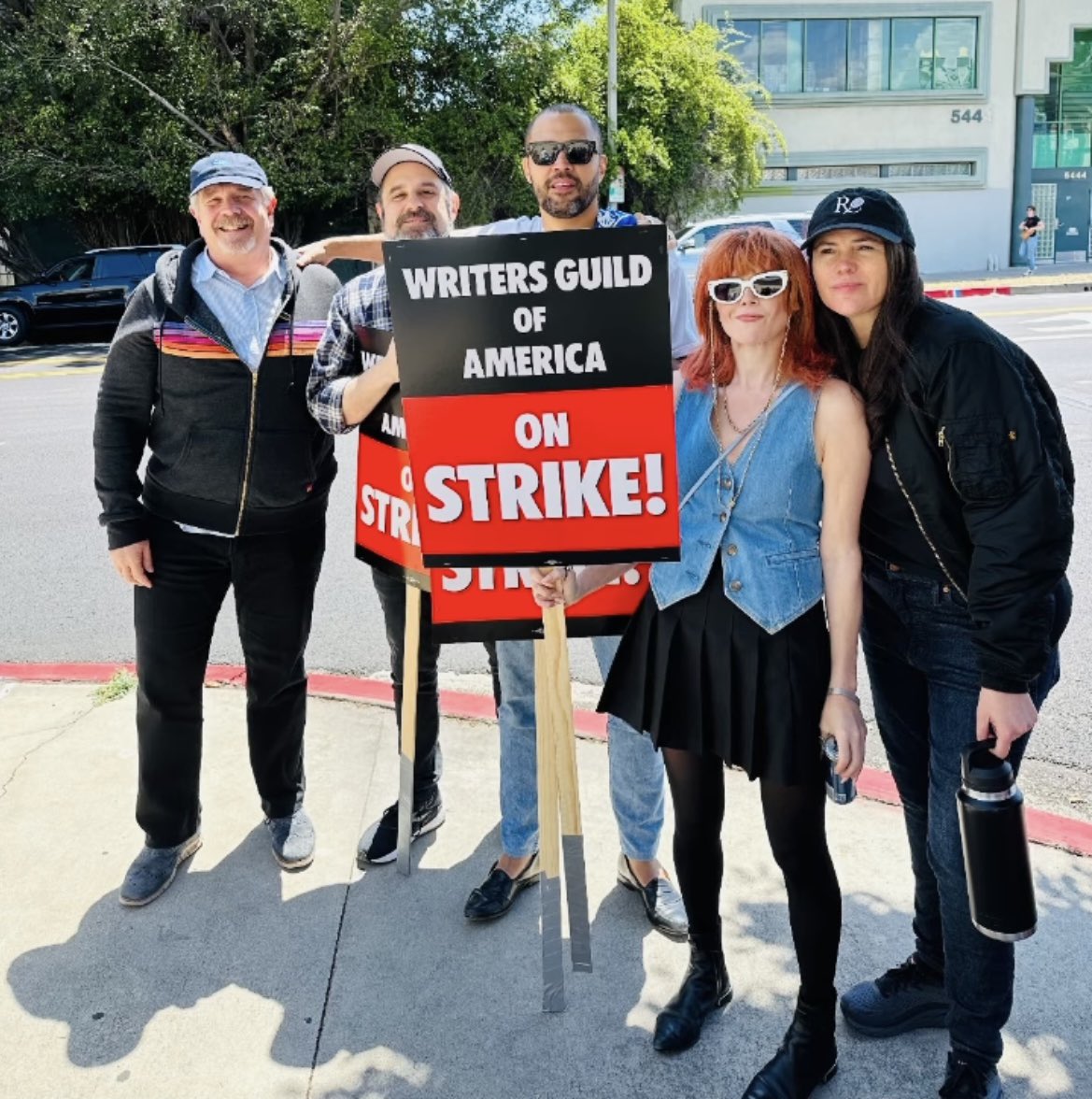 fck yes. let’s make some change. I’m standing with you all from afar ♥️ @nlyonne @cleaduvall @WGAWest @WGAEast #writersstrike