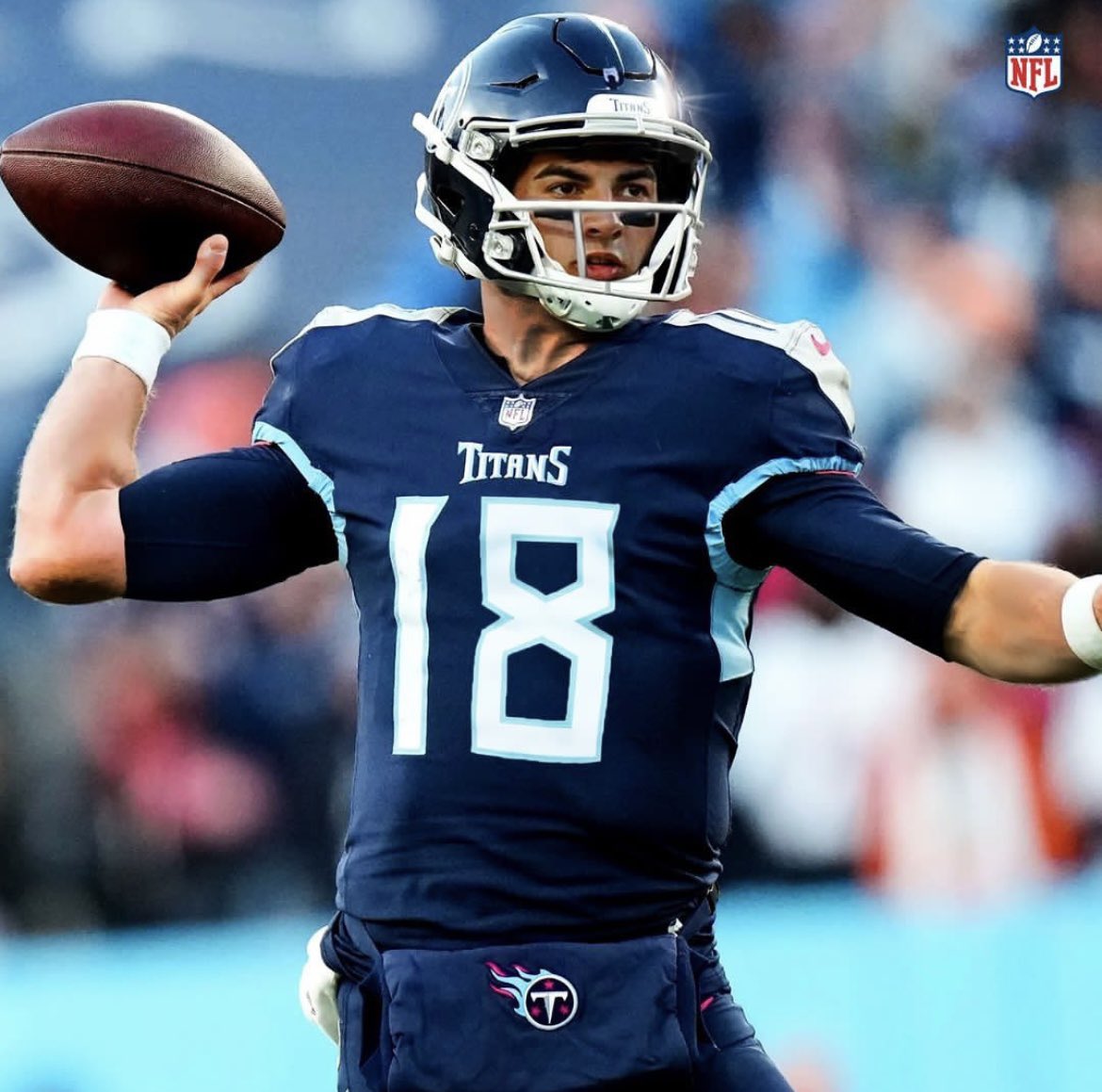 Red_Raven_FB's tweet photo. Breaking News: Red Raven Alumni @Mo_Hasan10 has signed an UDFA contract with the Tennessee Titans. Congrats Mo! Once a Raven Always a Raven. https://t.co/iFJCuaZZ3i
