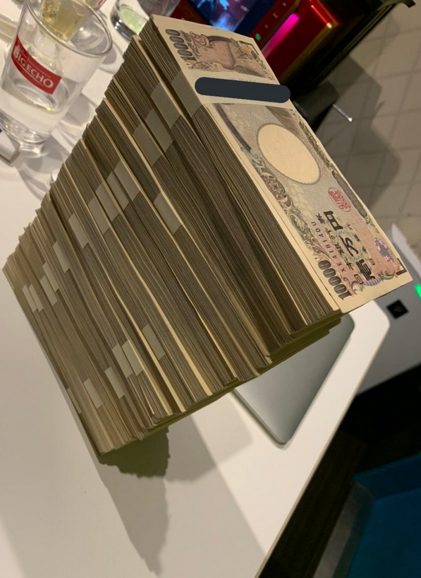 SusanSearcy16's tweet photo. 欲しい方居ますか？😁

借金返済
保険の支払い
車代

お困りの方
必ず私が力になります。

お一人 20万円
『RT、固定ツイートの公式line追加』のみで受付完了 https://t.co/JC8PIw1fzF