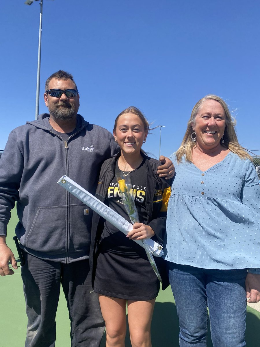 Final 2 of the 9 seniors we have this year. 🎾