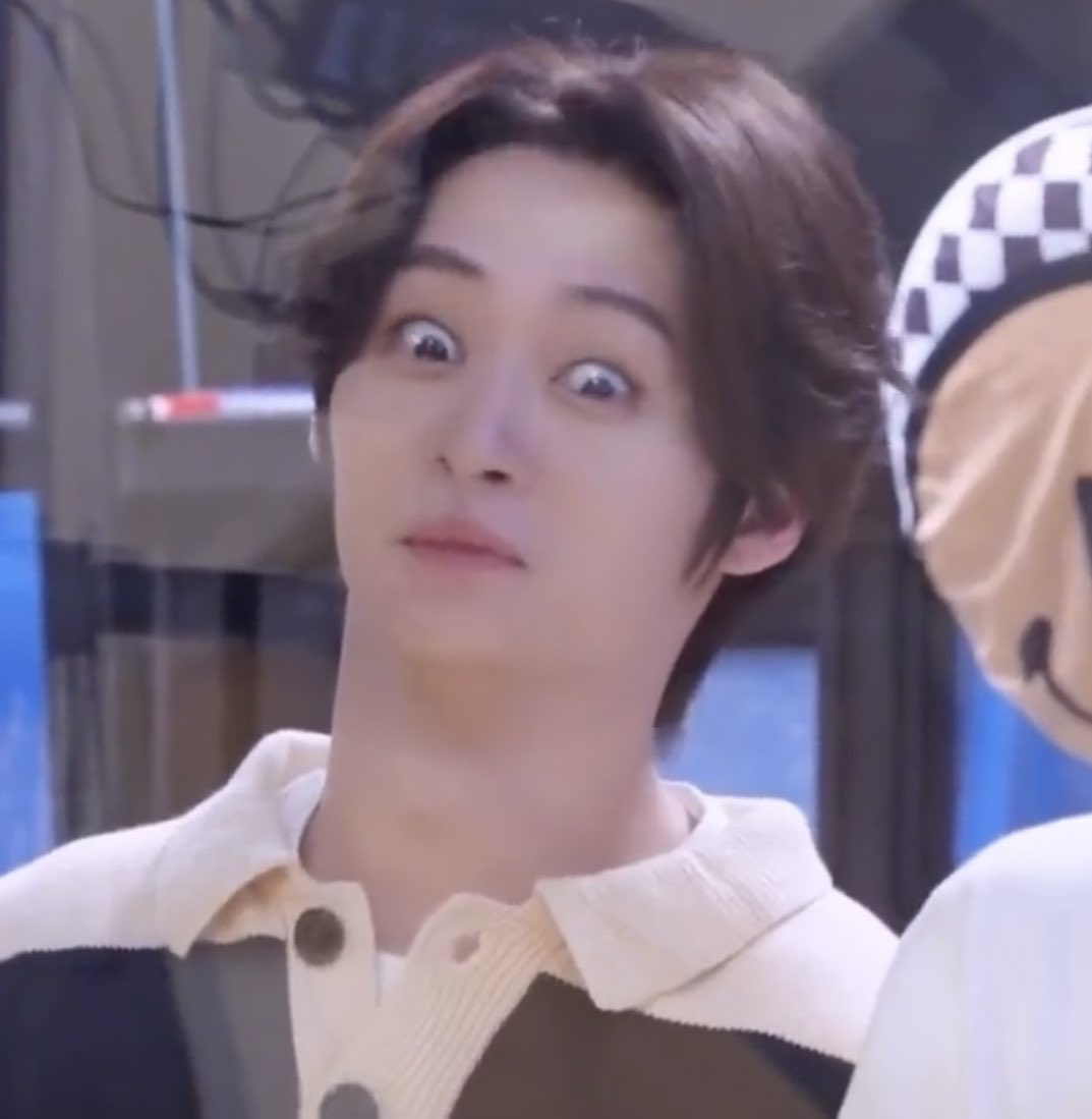 lee know as cats 🐱 tweet media