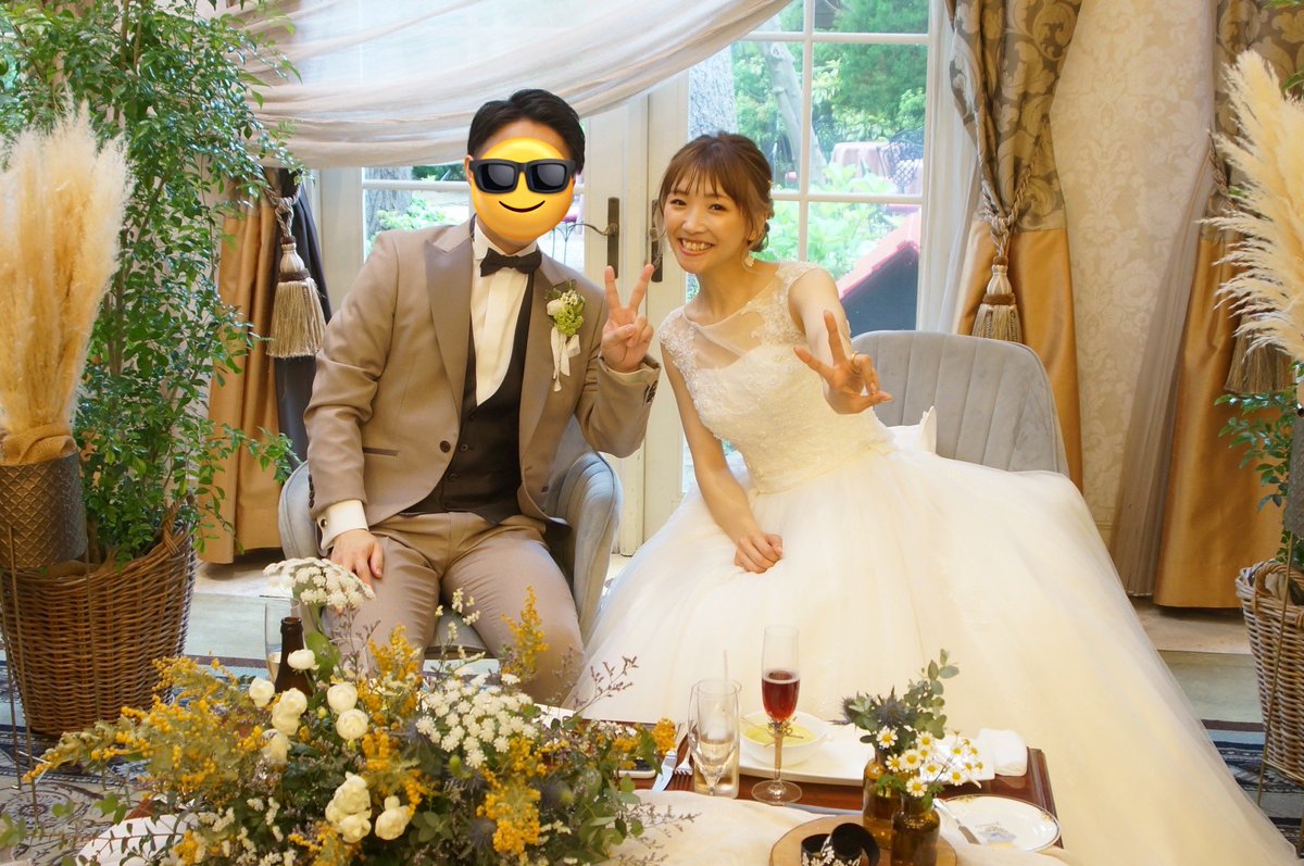 dizzy__ayts's tweet photo. ４月３０日🌞
無事に結婚式が終わりました🌞
当日雨予報でしたが祈りが通じ、外に出るタイミングは全て雨が止むとゆう奇跡が起きました🌞🌈
結婚式楽しかったなぁ〜あっという間に終わってしまったwwwww
結婚式終わったので、ライブ解禁✌️✌️ https://t.co/NhZf2qr2s4