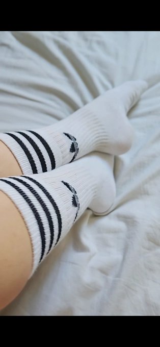 &Ccedil;a y est ! Je viens d'envoyer un code promo gratuit pour mon mym de pieds &agrave; tous mes abonn&eacute;s &agrave; mon MYM<a href="/tag/porn"class="tags"><span>#porn</span></a><a href="/tag/pieds"class="tags"><span>#pieds</span></a><a href="/tag/feetlover"class="tags"><span>#feetlover</span></a><a href="/tag/mym"class="tags"><span>#mym</span></a><a href="/tag/piedslove"class="tags"><span>#piedslove</span></a>