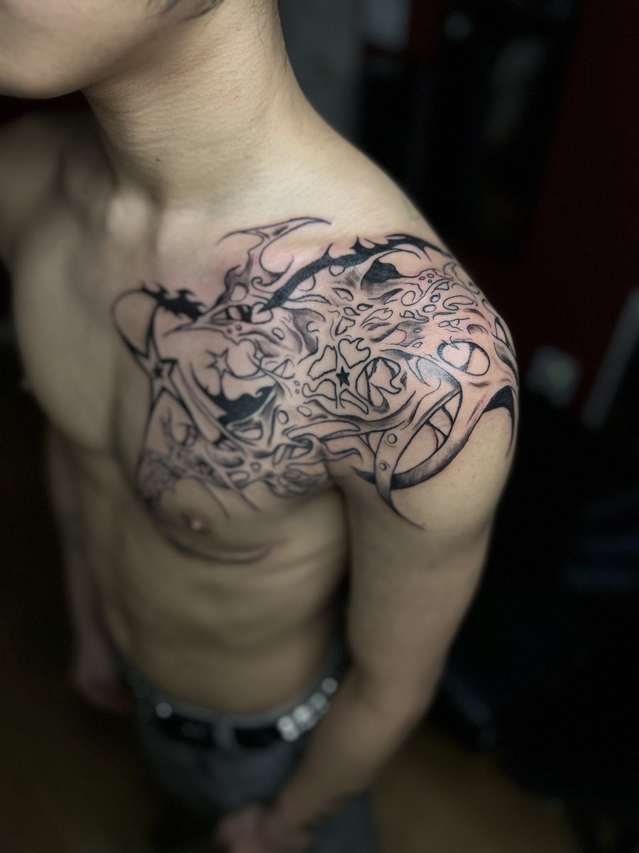 Bonesinkk's tweet photo. #tattoo #arizona #underground #sigilism https://t.co/CzBAvEDdMf