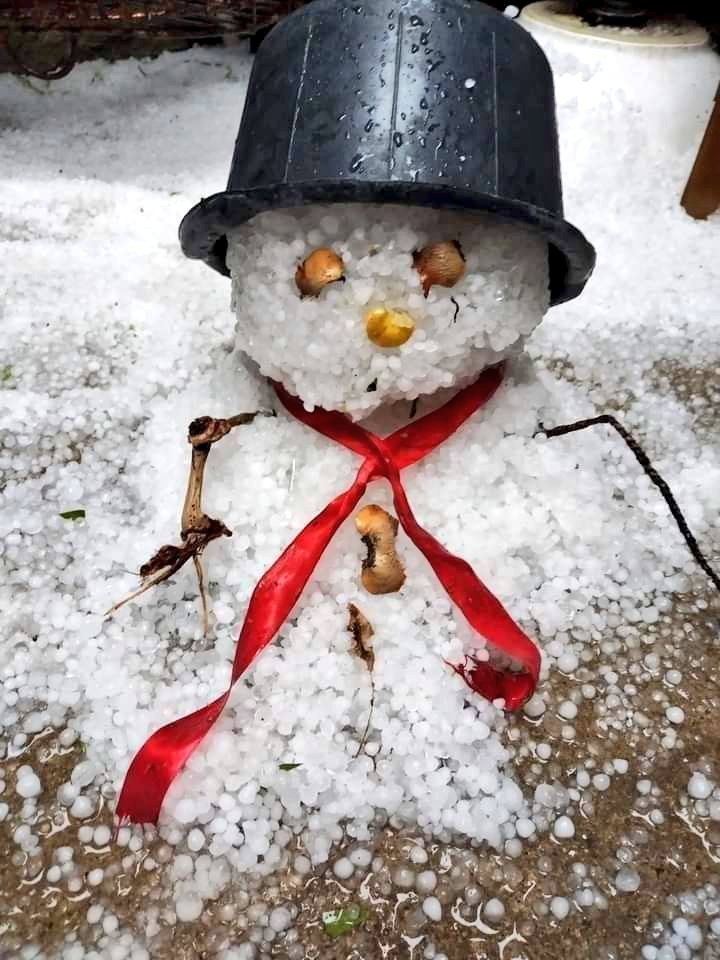 pasenavergt's tweet photo. Llegó el invierno 😅 https://t.co/PkMkNLZRJO