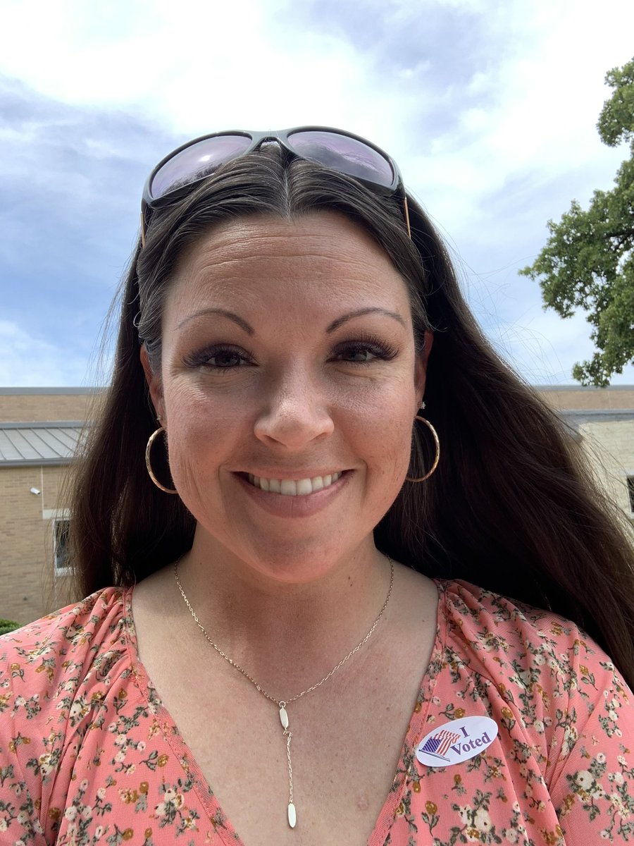 TrueTrueje's tweet image. It was a beautiful day to vote!