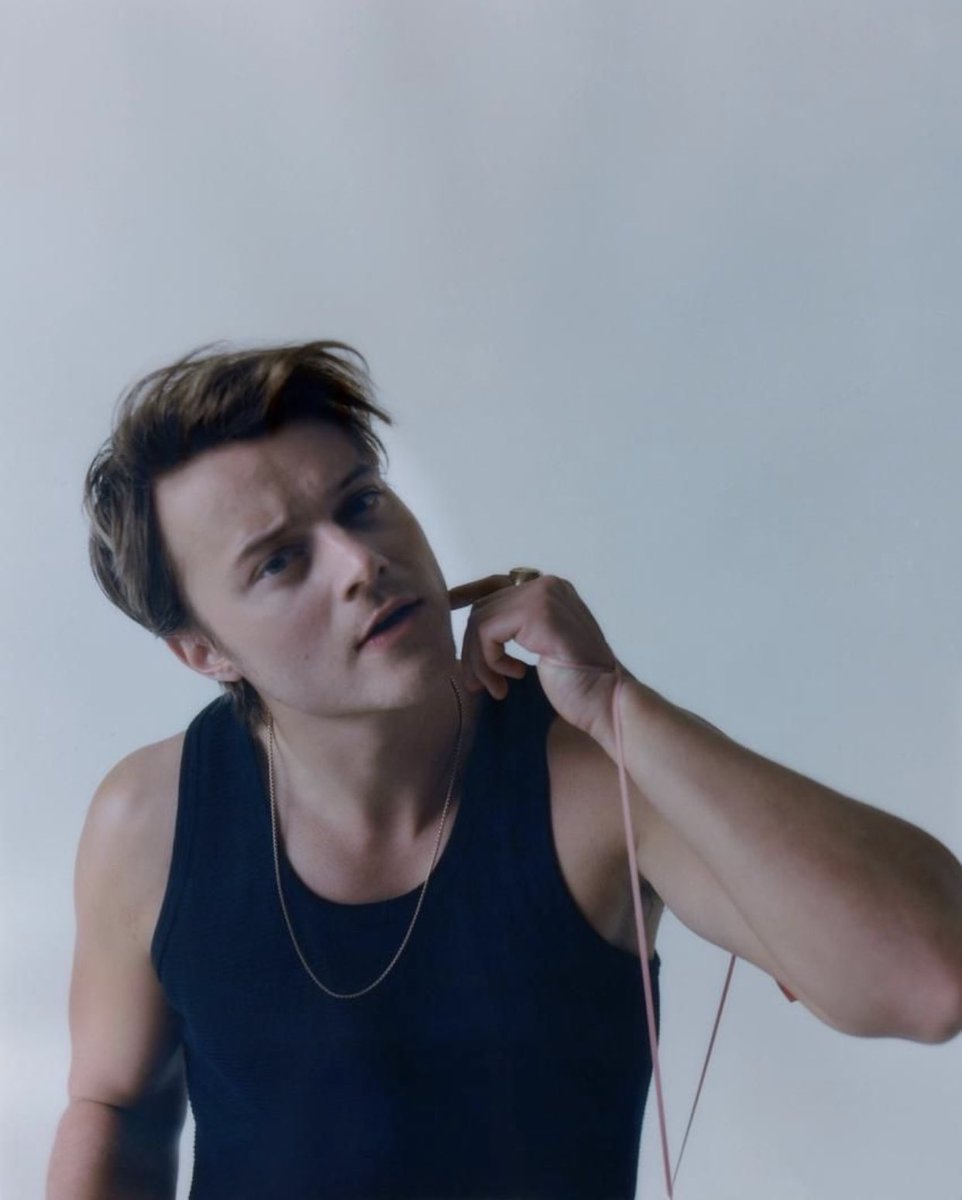 gabi ⚯͛ on Twitter "thread on how to pronounce "rudy pankow" because