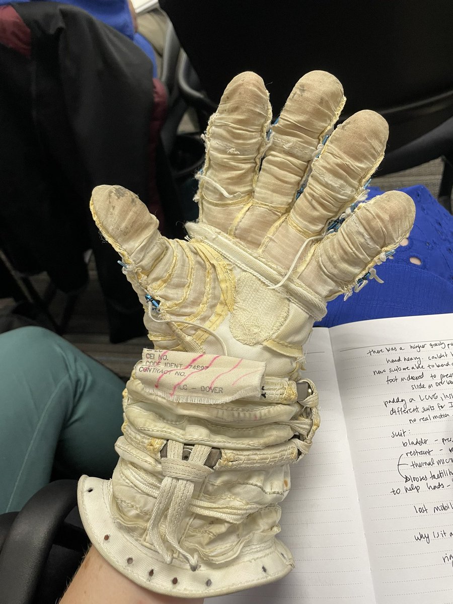 Erica Renfrew tweet media