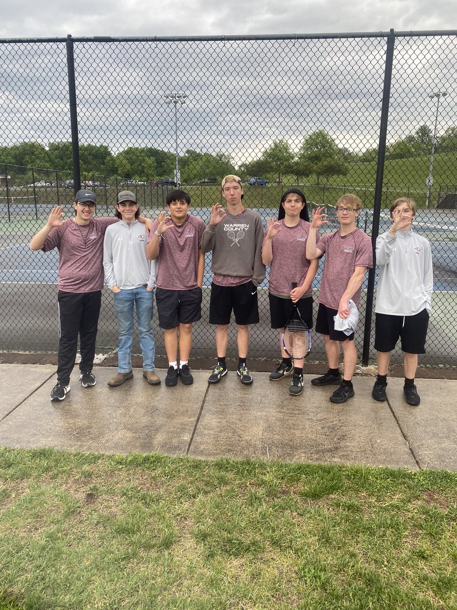 MrBfromWC's tweet photo. A little rain but plenty of fun. Proud of the boys for winning a tough match! #REPWC @WarCoAthletics https://t.co/ohzqvOT6tm