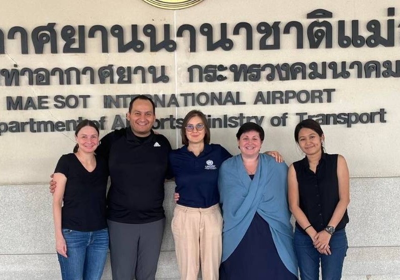BecNZ11's tweet photo. People from around the world are still being #trafficked for forced criminality into casinos &amp; scam compounds.

Great visiting our partners in #MaeSot at #globalalmsincorporated &amp; #GlobalAdvanceProjects

Keep up the amazing working supporting #TIP victims! https://t.co/vUBVM4DI2I