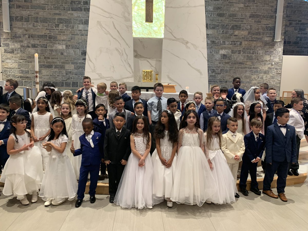 God bless our Grade 2s🕊️ as they received the sacrament of First Holy Communion <a href="/StBenedictRCC/">Saint Benedict Roman Catholic Church</a>