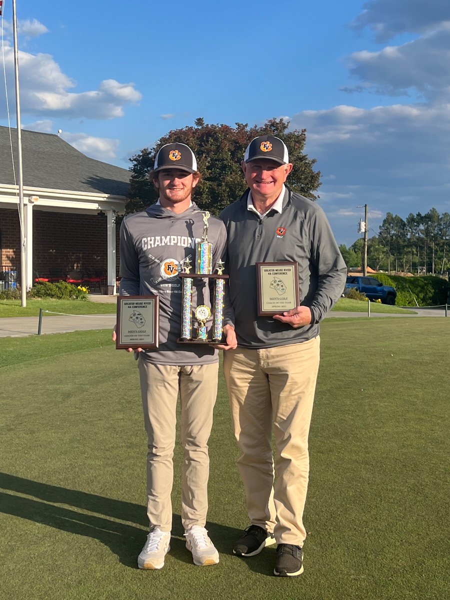 fvhsbengals's tweet photo. Congratulations to the Boone Family!
Daniel Boone won Conference Golfer of the Year and Coach Boone won GNRC Coach of the Year!!!  #RollBengals! https://t.co/3b6S6XKnda