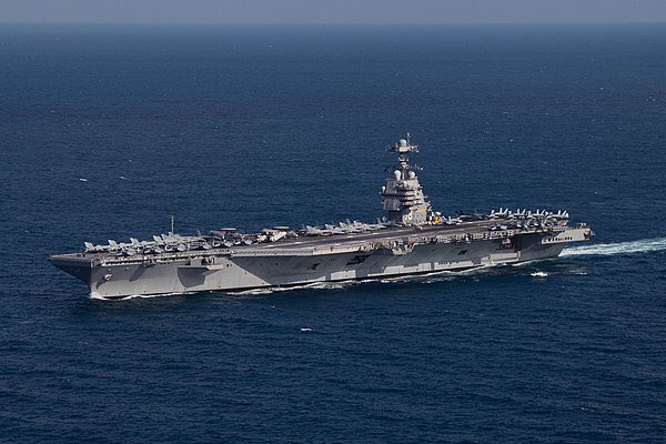 gliciofonseca's tweet photo. O porta-aviões USS Gerald R. Ford #cvn78 da @USNavy⚓️🇺🇸 o navio mais caro da história partiu hoje dos #USA para a sua primeira implantação a nível global. A embarcação é o navio capitânia do #CSG12 formado por navios de escolta e uma ala aérea https://t.co/i3IvfQeP0F