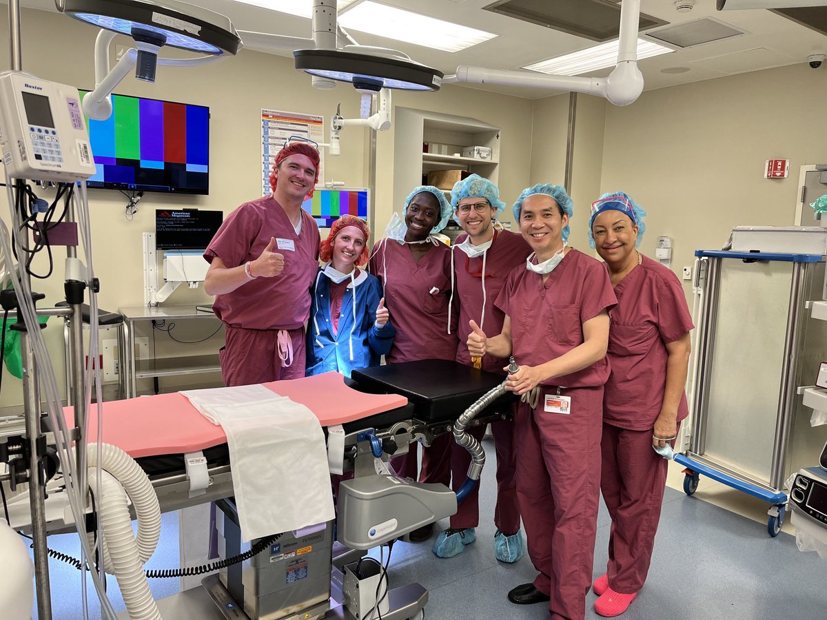 arnieadvincula's tweet image. Maiden ALLY 2 UPS voyage today from Cooper Surgical. Amazing when ideas become reality through industry collabs that elevate gyn surg and synergize with robot cases to increase autonomy. #gynsurgery @ColumbiaOBGYN @FMIGS1 @AAGL