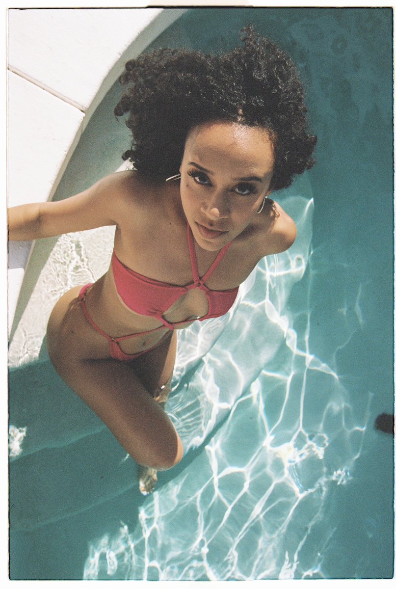 sidnegirl's tweet photo. I know y’all are sick of these on instagram but twitter hasn’t seen them, so too bad. Me for Stellica Swim ✨💖 https://t.co/6Bc2oyiuuZ