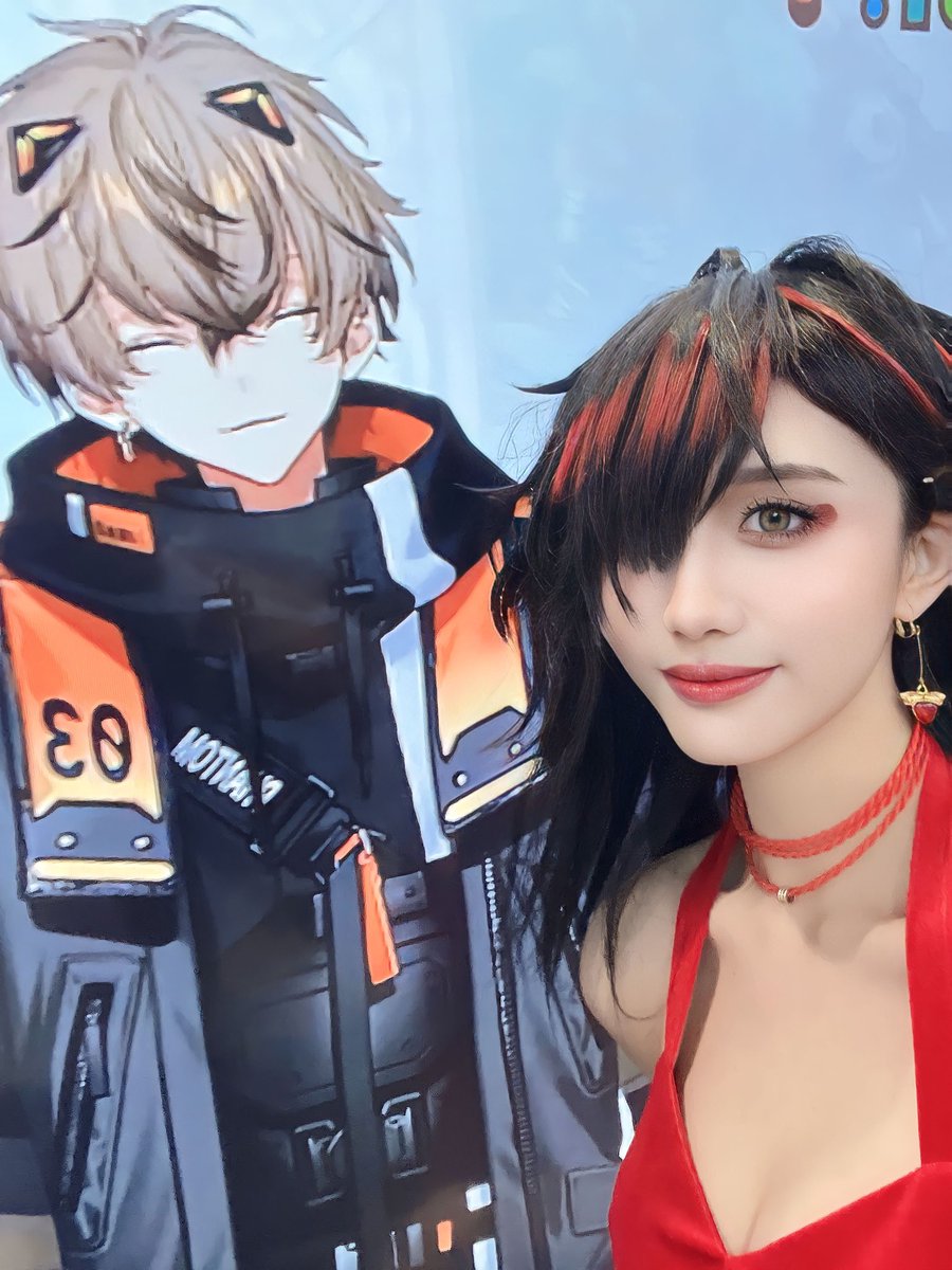 bailuuu27's tweet photo. Thanks For coming to ANIMEFEST Alban !!!!!! U really AMAZINGGGG 

Thanks for notice mee but I'm not really sure is me or not but I remember that day just me Voxanne wearing red dress 

#AlbanKnox #animefestplus2023 #KnoxClips #AlbanKnoxArt https://t.co/R1xj2qJDOR