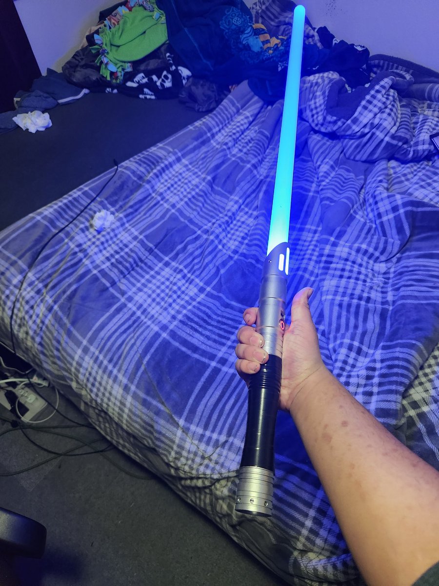 This is my saber irl, so it's also how I imagine my Cal's saber, I think it's possible given the amount of customization