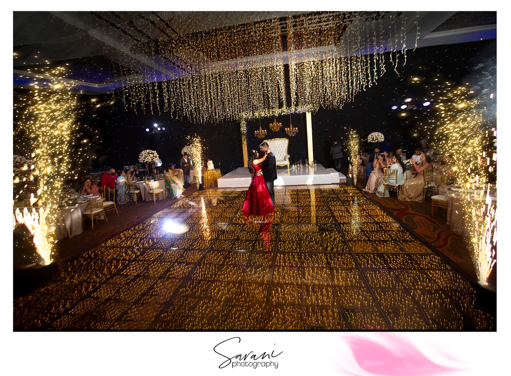 All the glitz and drama of an Indian wedding couldn't be complete without a gorgeous reception!⁠
⁠
#moonpalacecancun #indianweddingmexico #indianweddingdecor #bigfatindianwedding #indianweddinginspiration⁠ #luxurywedding #weddingwire #hinduwedding #indianweddingphotographer